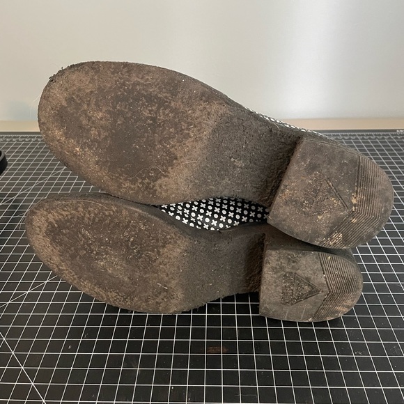 Fluevog, Nap, Size 9.5 - Picture 3 of 4